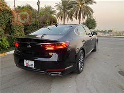 كيا كادينزا